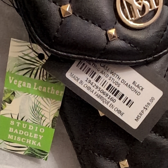 Quilted Crossbody Phone Bag -BLACK - Picture 8 of 9